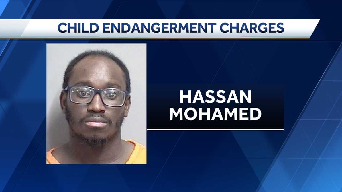 Police: Iowa man left children in a hot car for over an hour while he ...