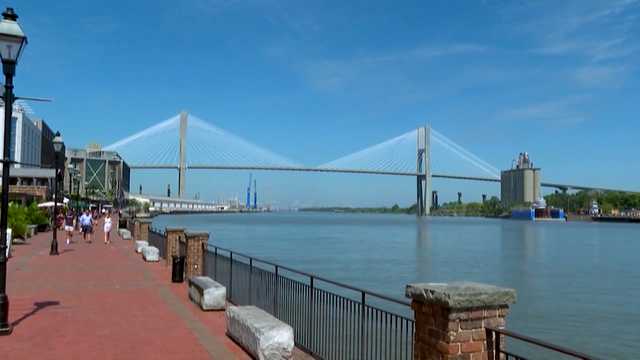 Georgia: When would coastal bridges close due to severe weather?