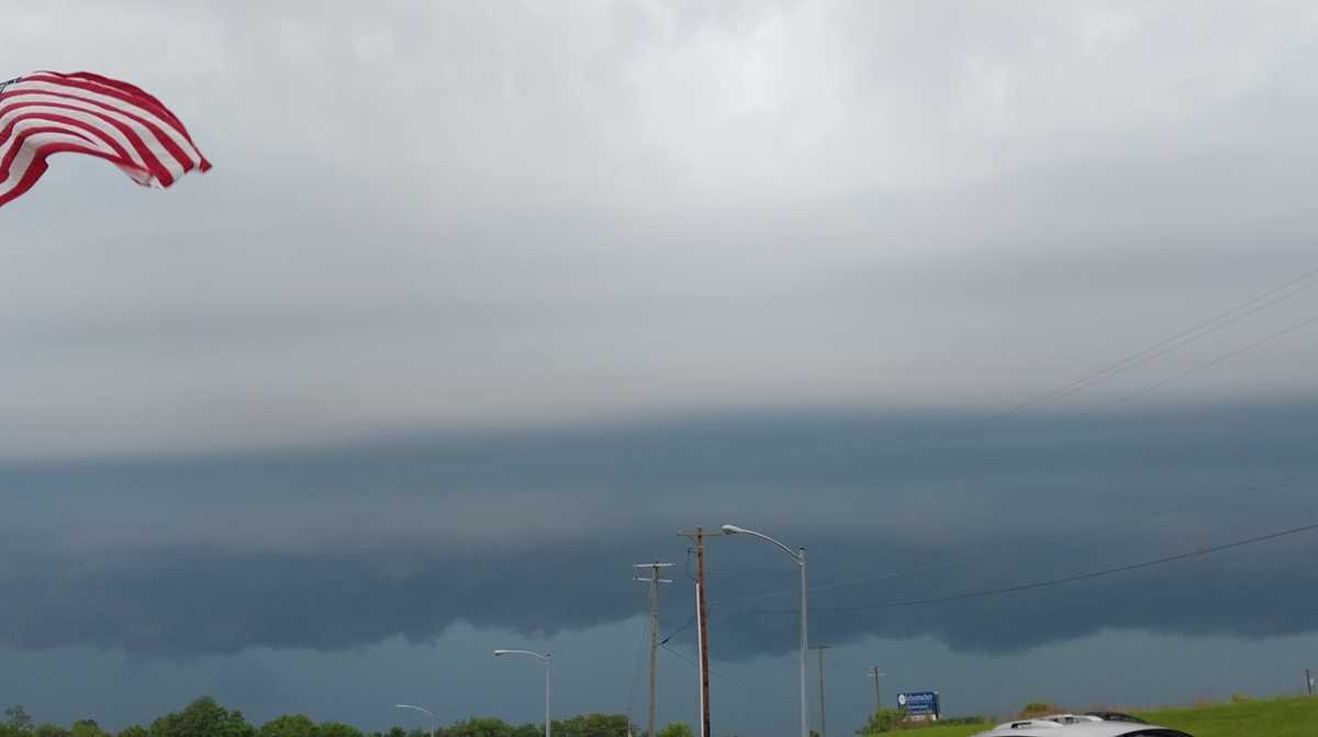 Storms move out for Memorial Day