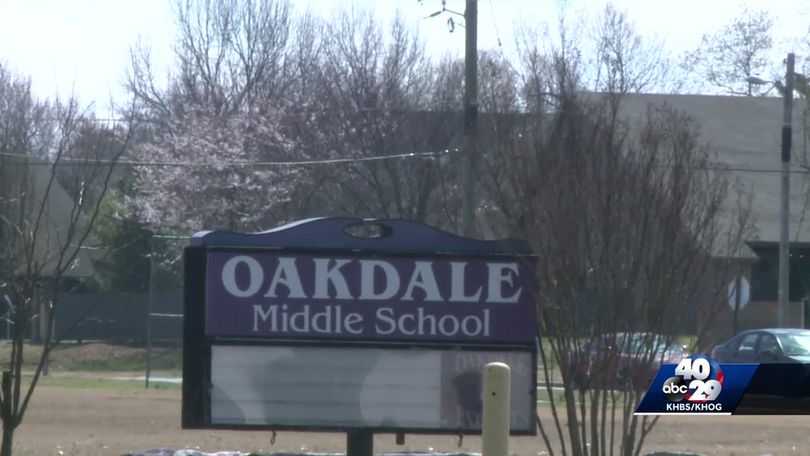 file image of oakdale middle school in rogers