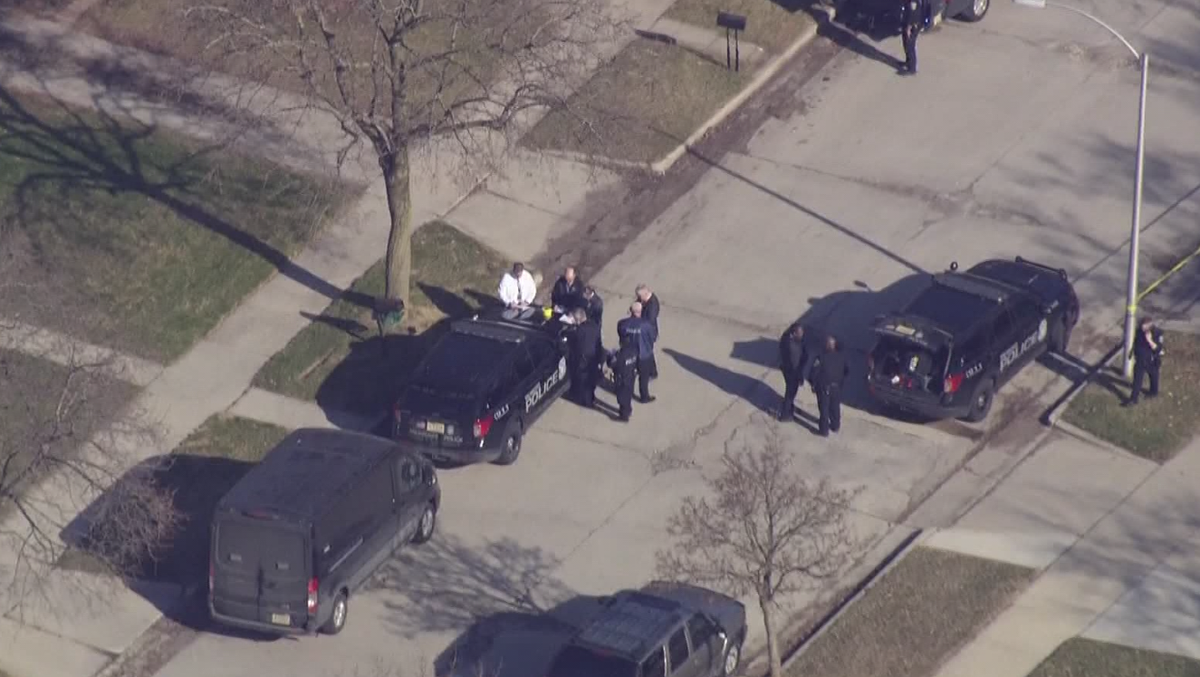 Milwaukee police investigate deadly shooting early Monday morning