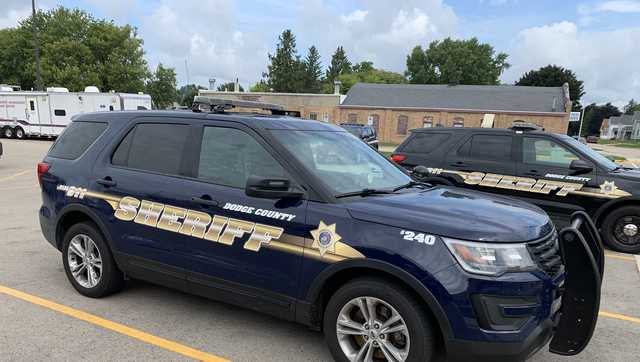 Man, 85, kills wife, shoots self in emergency room, Dodge County sheriff says - Vimarsana News