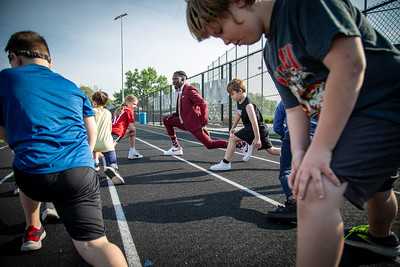 ian&#x20;roberts&#x20;races&#x20;students