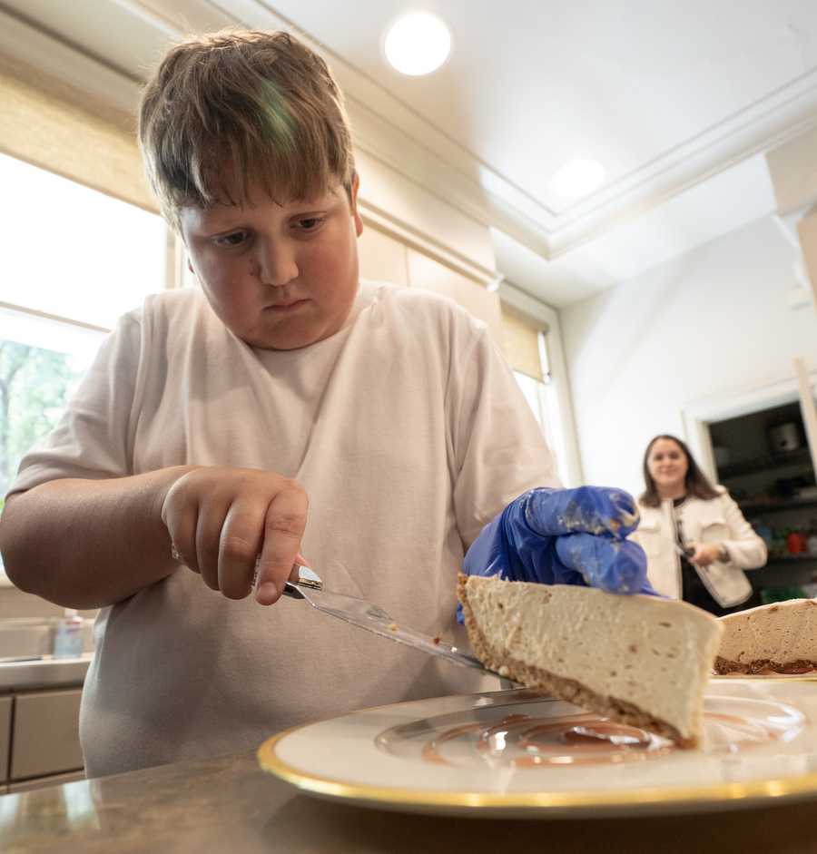 Governor Kay Ivey hosts MasterChef Junior Bryson McGlynn to the Executive Mansion for a three-course lunch Governor Kay Ivey hosts MasterChef Junior Bryson McGlynn to the Executive Mansion for a three-course lunch