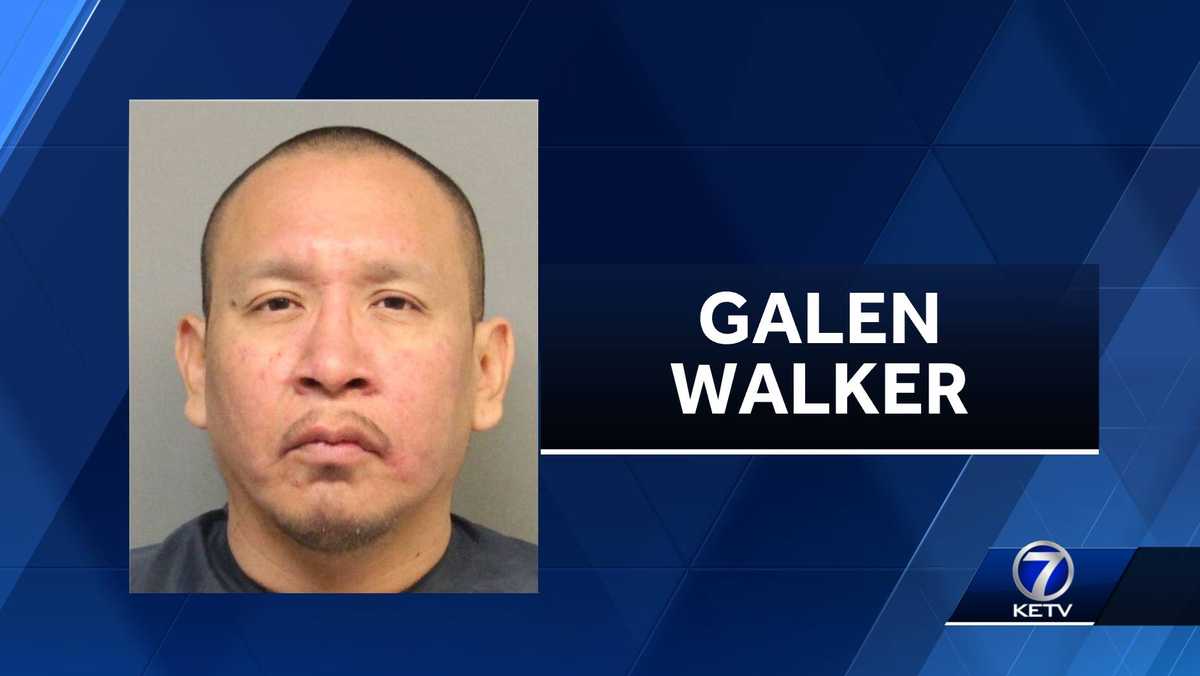Lincoln police arrest man for indecent exposure at bus stop ...