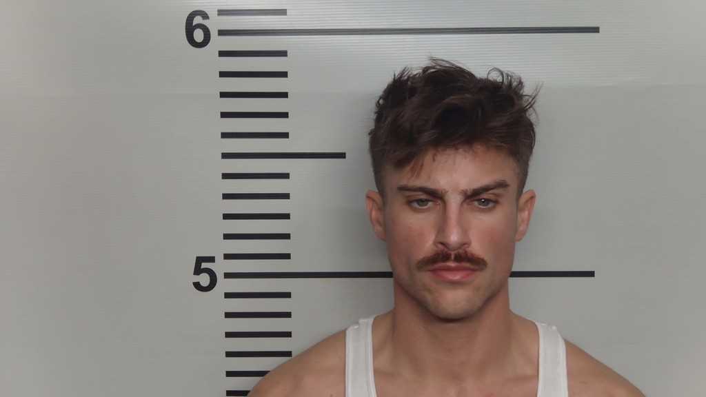 Man driving with BAC nearly twice the legal limit crashes into LMPD cruiser