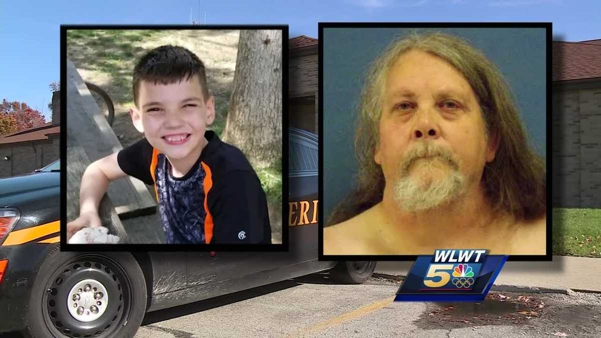 Prosecutor Boy killed when he was pinned by 400pound stepgrandfather