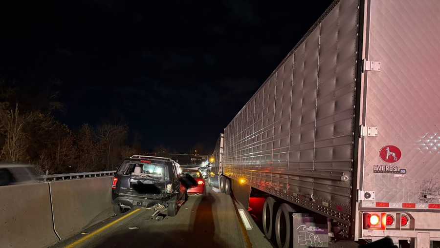 18 VEHICLES INVOLVED | 5 people hospitalized in pile-up crashes along I ...