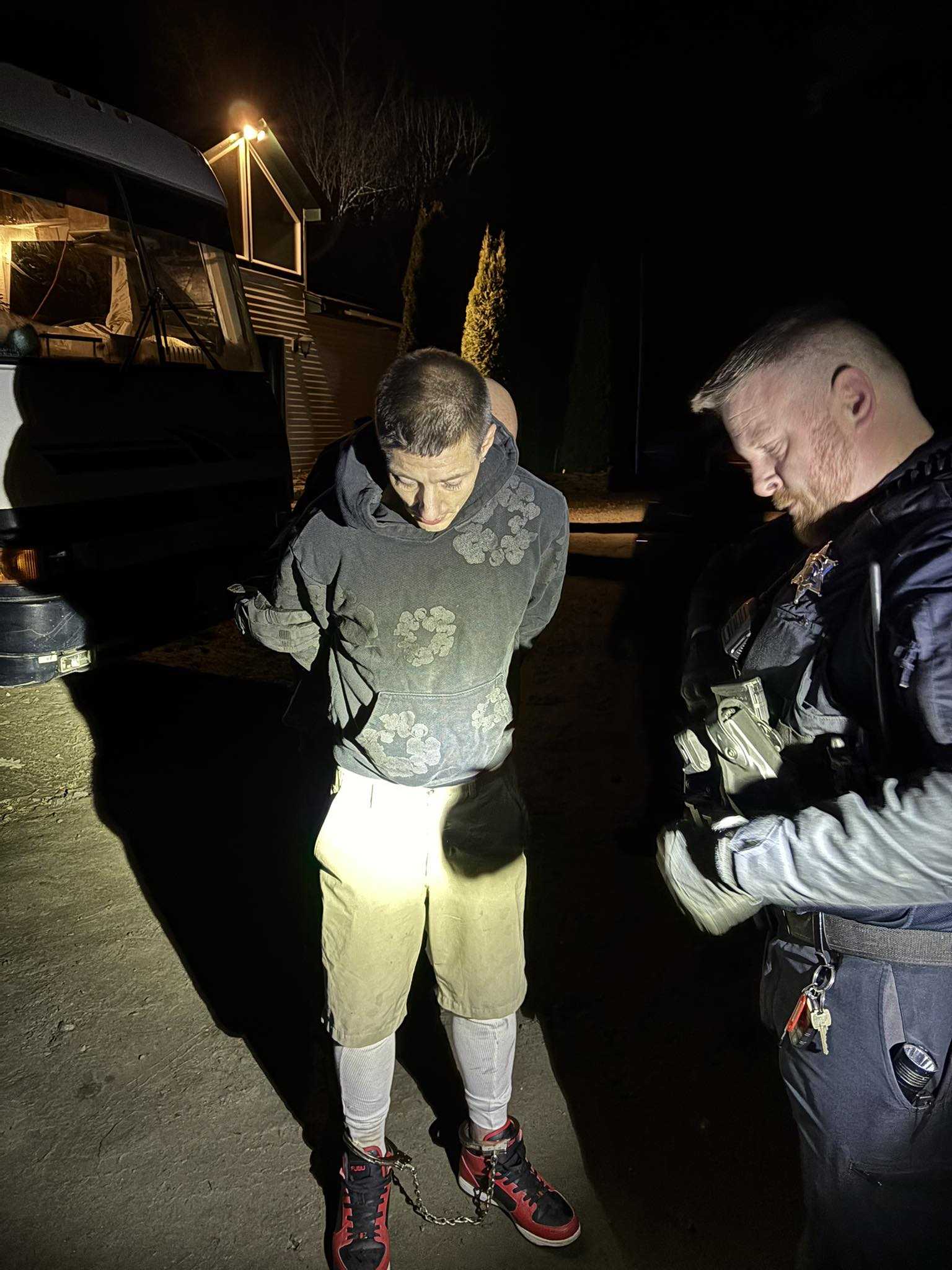Two fugitives arrested after standoff in Windsor County - WPTZ