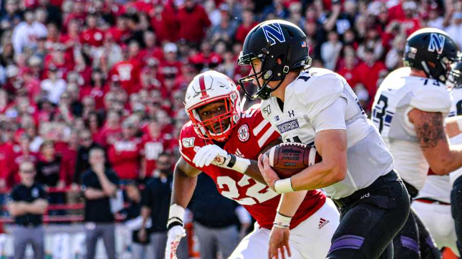 Nebraska overcomes Northwestern, wins game on last-second field goal