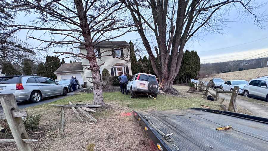 SUV malfunctions, crashes into fence, tree before flipping in Lancaster ...