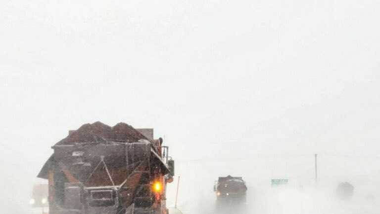 Winter storm brings ice & snow to New Mexico
