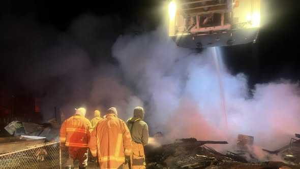Fire in Akron destroys two homes, damages three others - WVTM