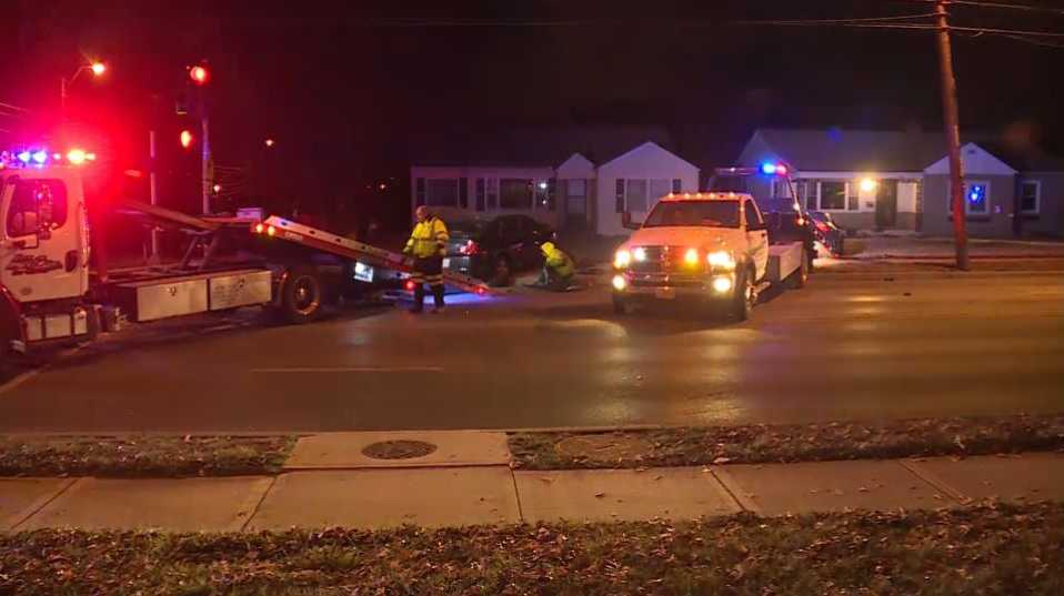1 suffers critical injuries in crash at 63rd, Indiana
