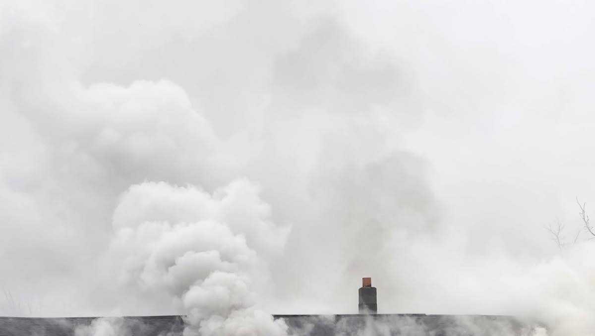 House fire sends husband, wife to hospital