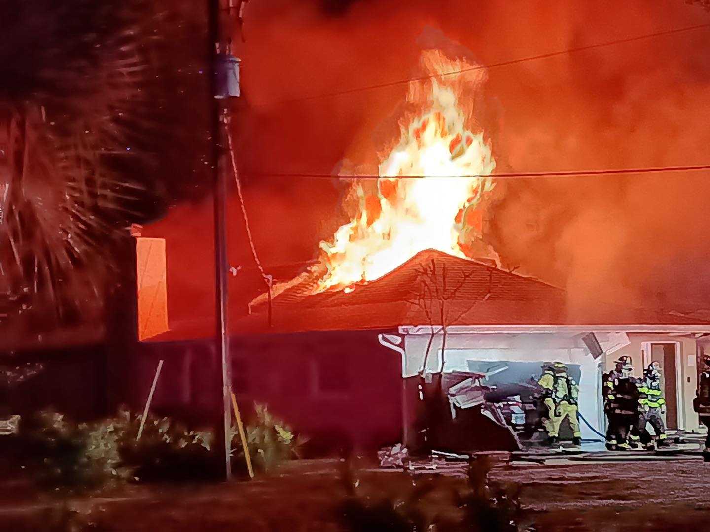 South Trail Fire crews respond to house fire in Lee County | Naples FM Talk