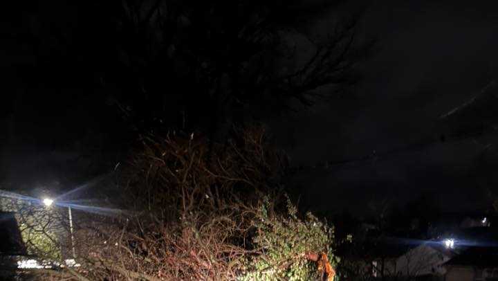Tornado watches, warnings Sunday night for Louisville area