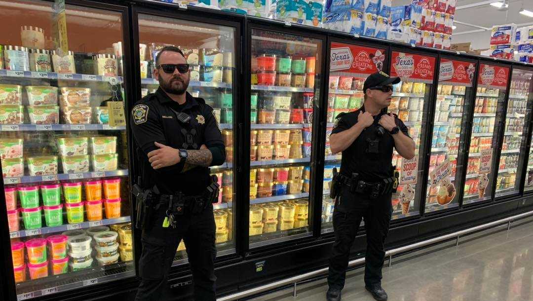 Aint Nobody Licking Our Blue Bell Officers Guard Ice Cream Following Licking Incident 