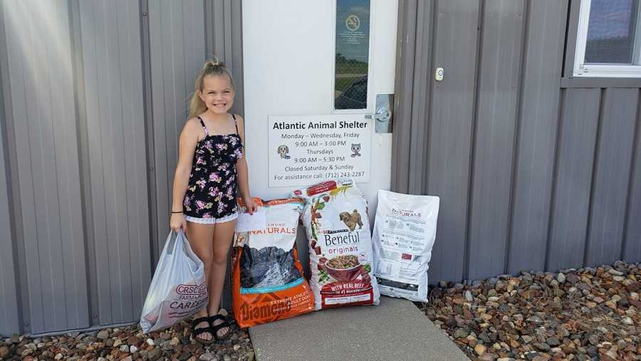 Chloe Updike makes a large donation to the Atlantic Animal Shelter