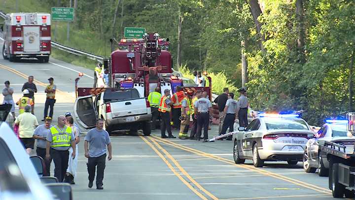 Man killed in crash that closed Highway 68 in Guilford County