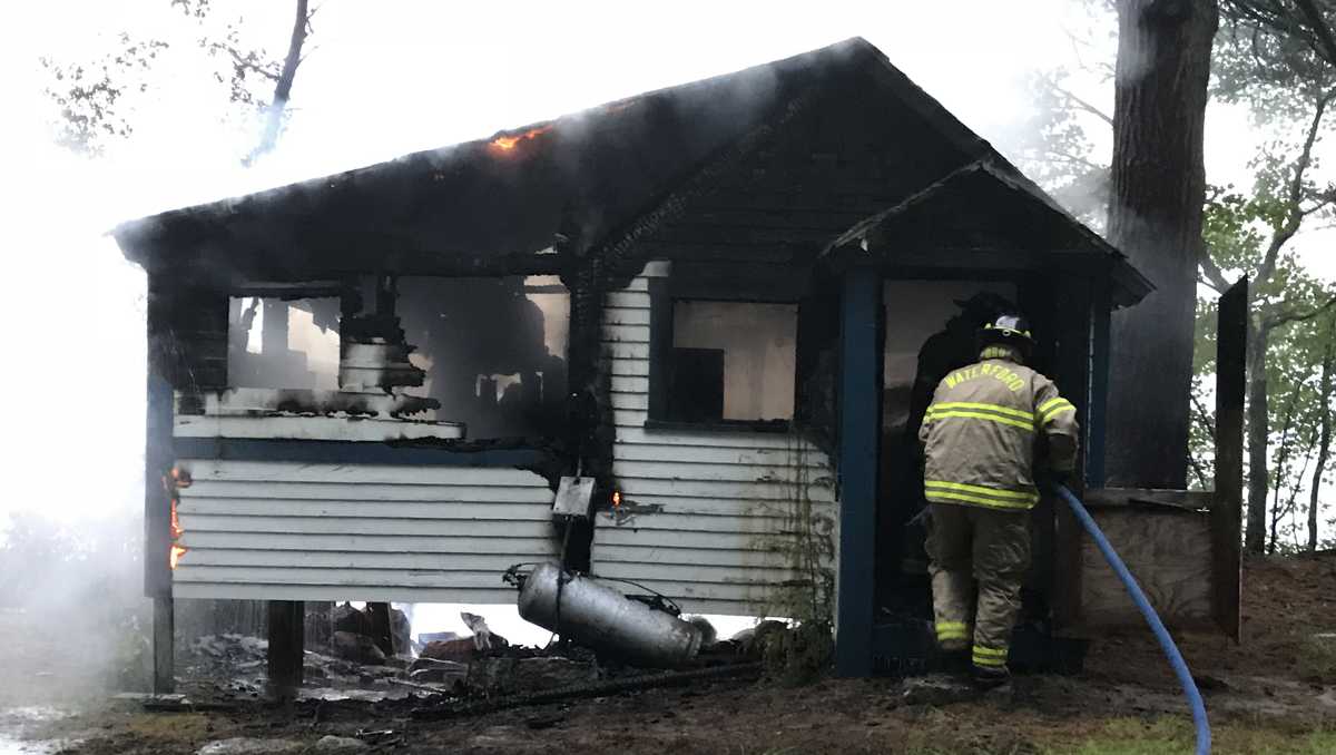 Fire destroys camp in Waterford