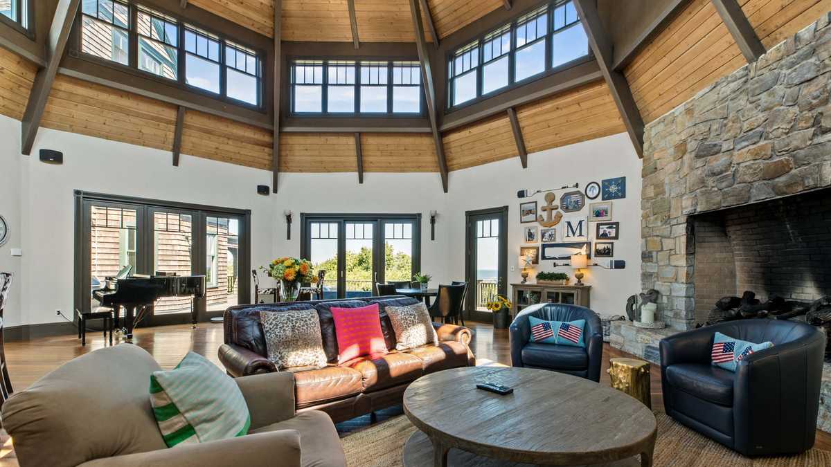 2 99m Cohasset Home Has Views Of Boston Skyline