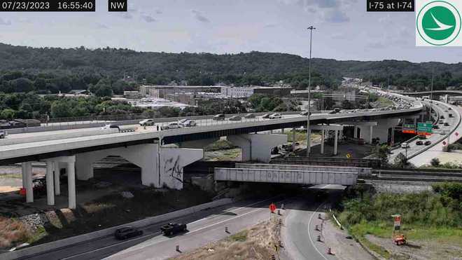 Ramp reopened following crash on I-74E to I-75 in Camp Washington