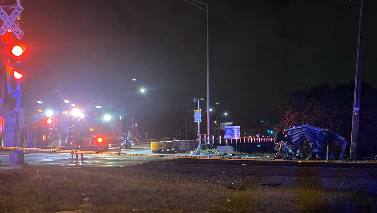 Tri-Rail train strikes vehicle in West Palm Beach