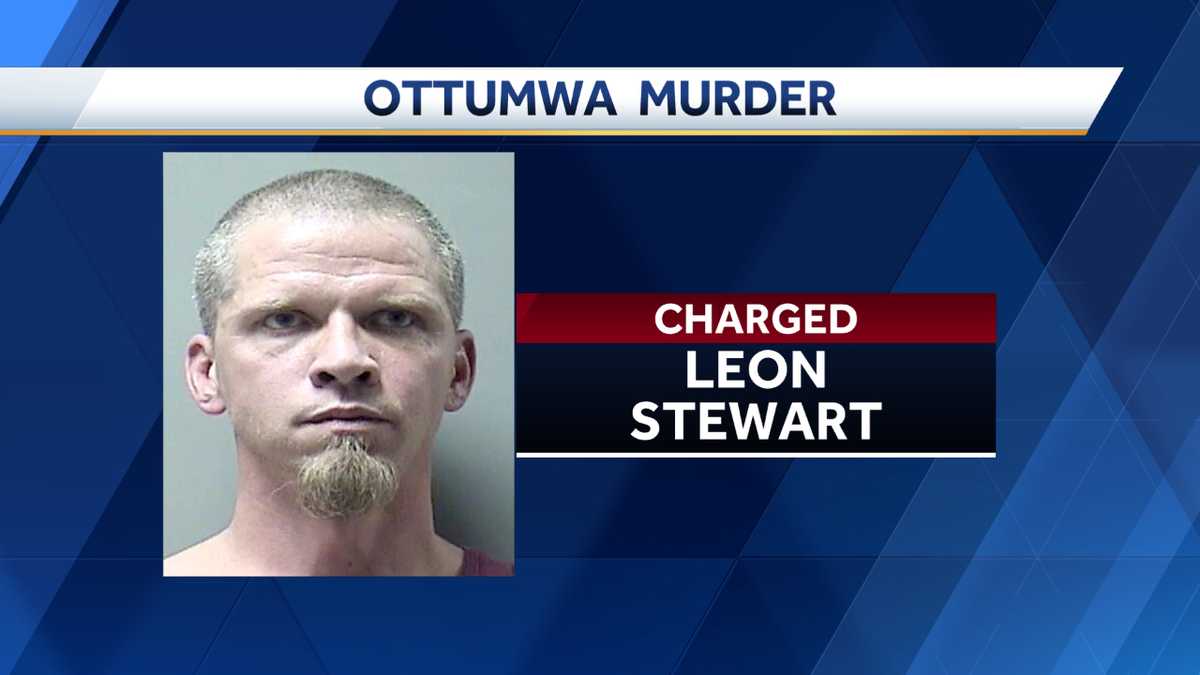 Iowa man charged with murder after assaulting victim in parking lot