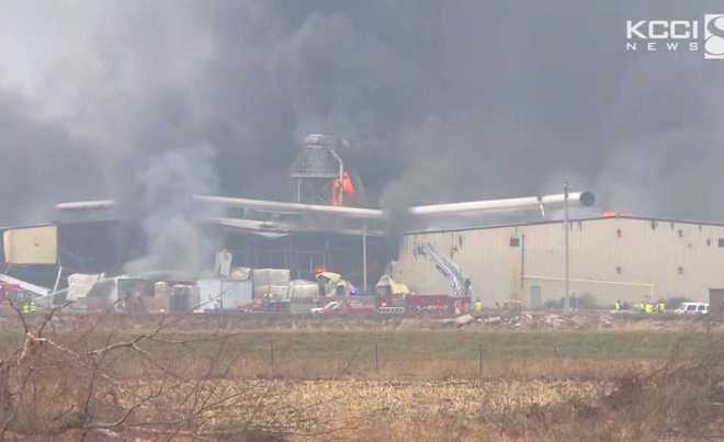VIDEO: Iowa plant explosion, fire lead to injuries, evacuation