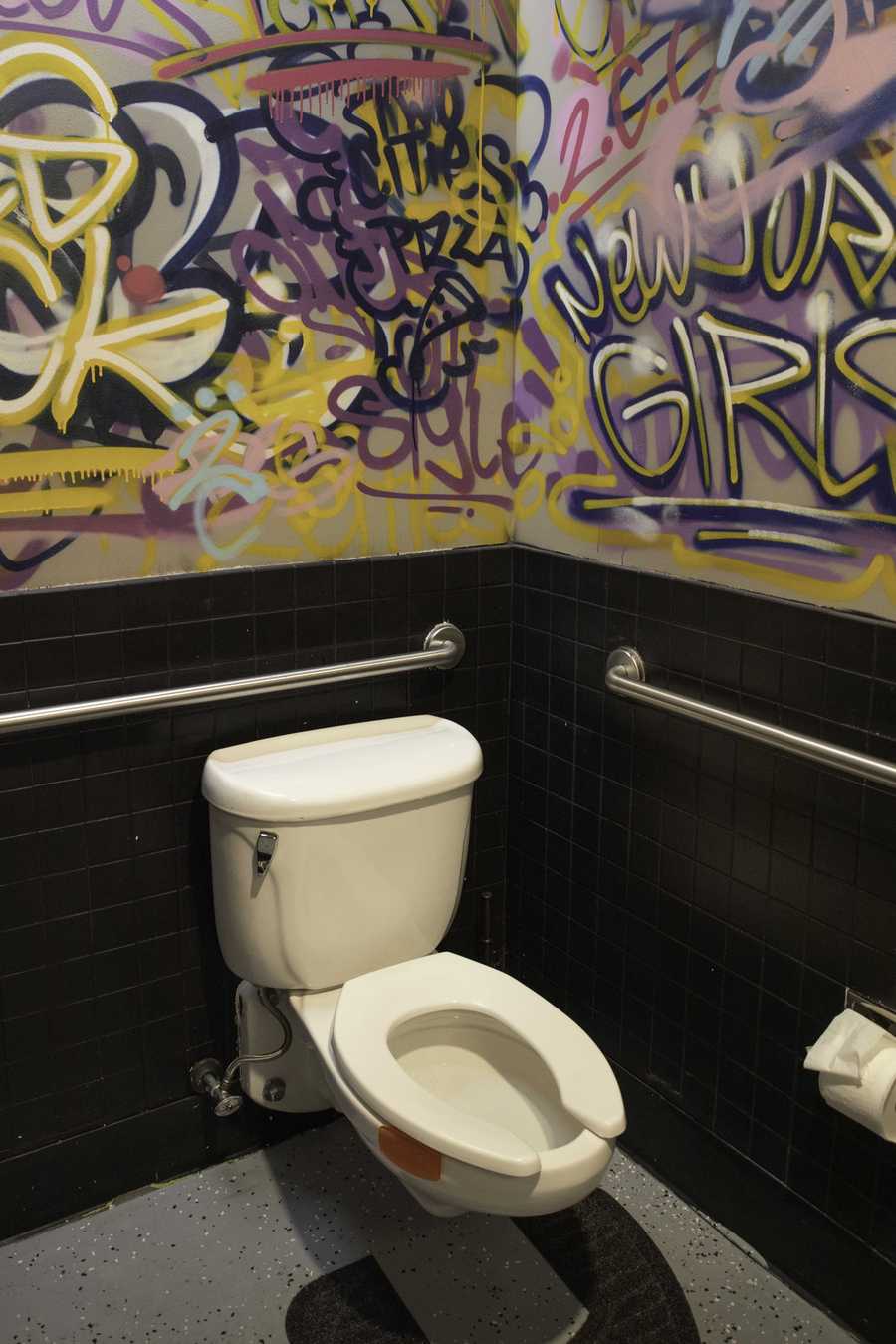 PHOTOS Mason restaurant home of the best bathroom in America