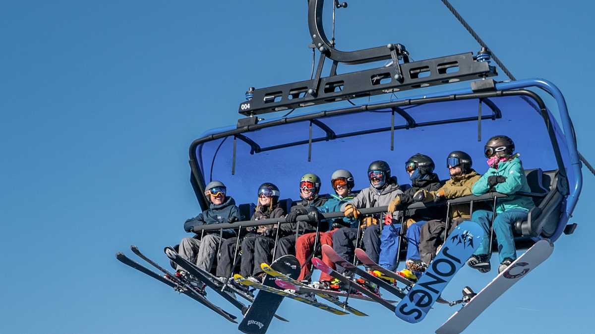 Area ski resort to build first 8-person lift on East Coast