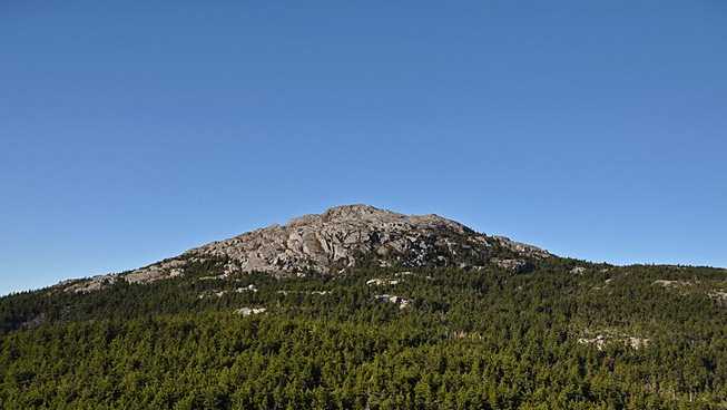 Mass. hiker dies on Mount Monadnock