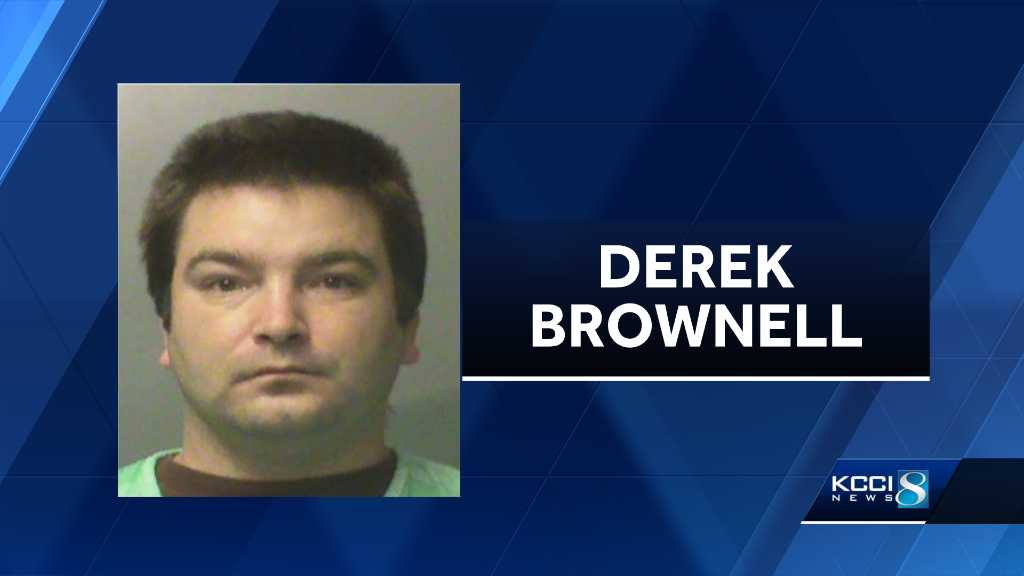 Des Moines man accused of officer impersonation