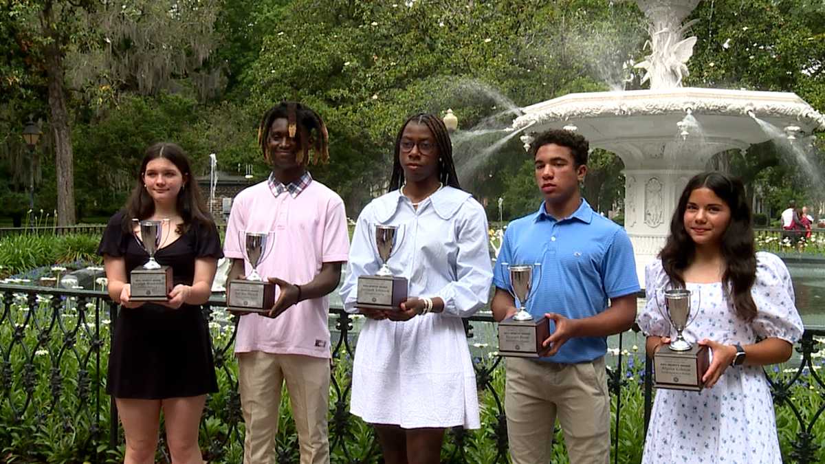 Savannah: 8th Grade Athletes of the Year presented trophies