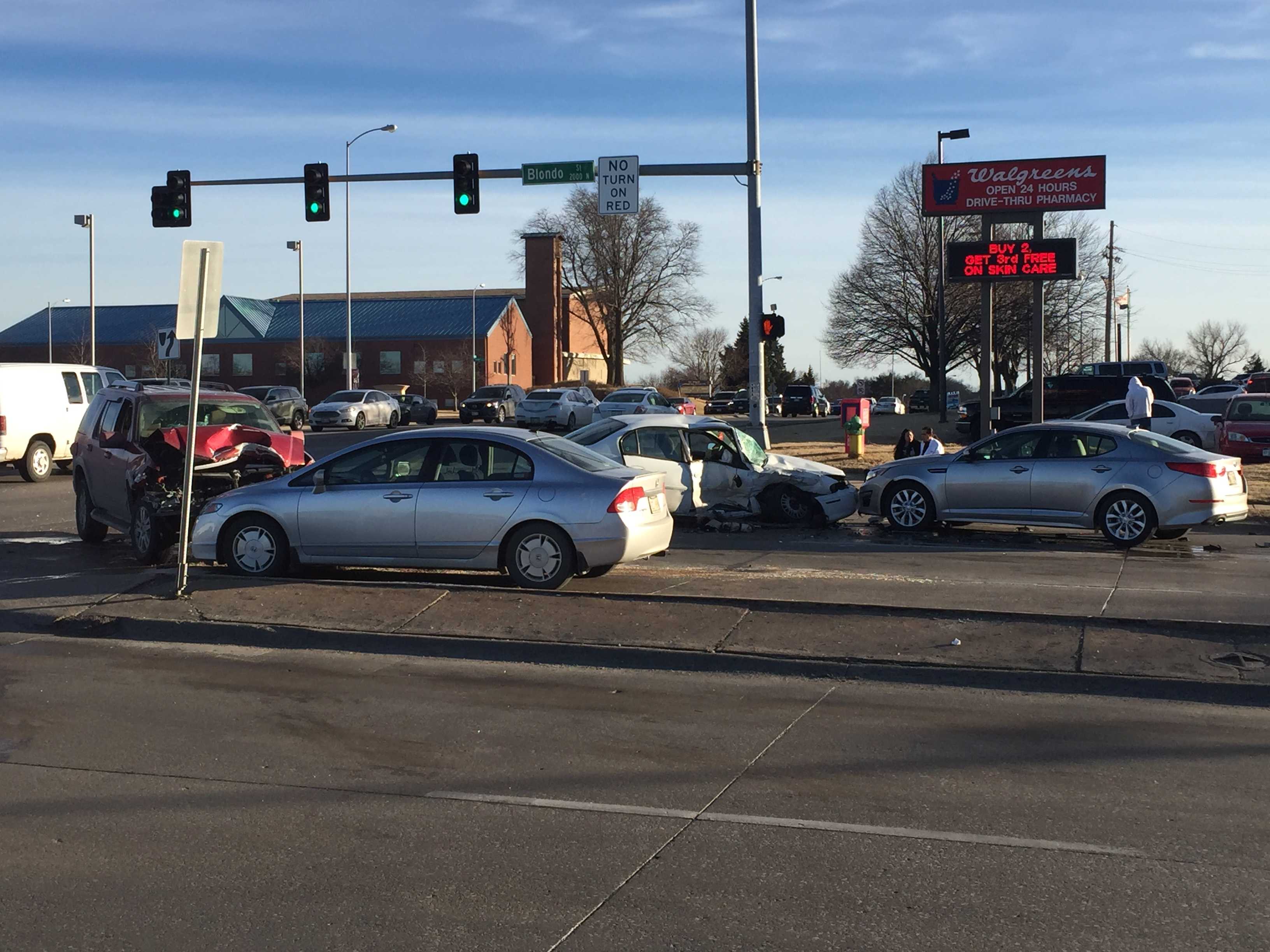 walgreens on 90th and blondo