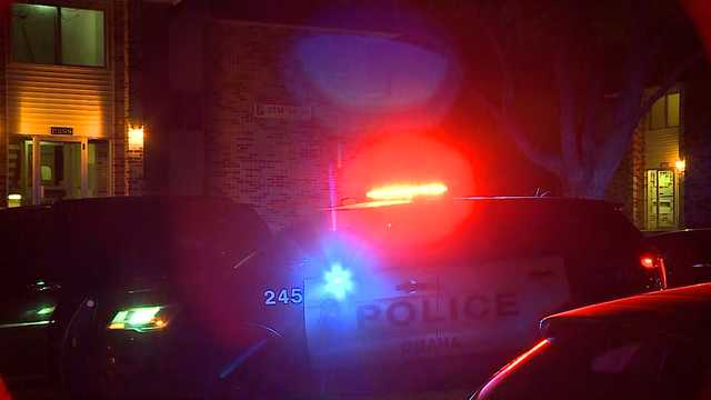 Police: 3 critically hurt in stabbing - Vimarsana News
