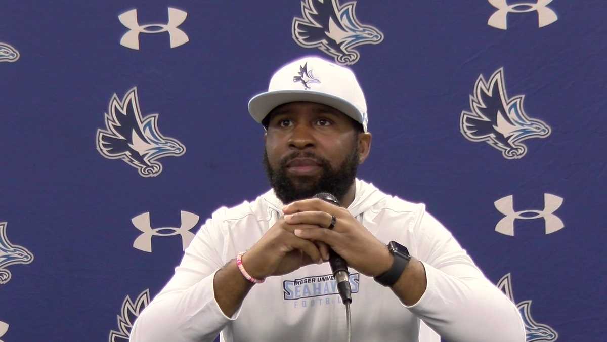 Keiser football coach Myles Russ battles health condition to lead team to NAIA championship game