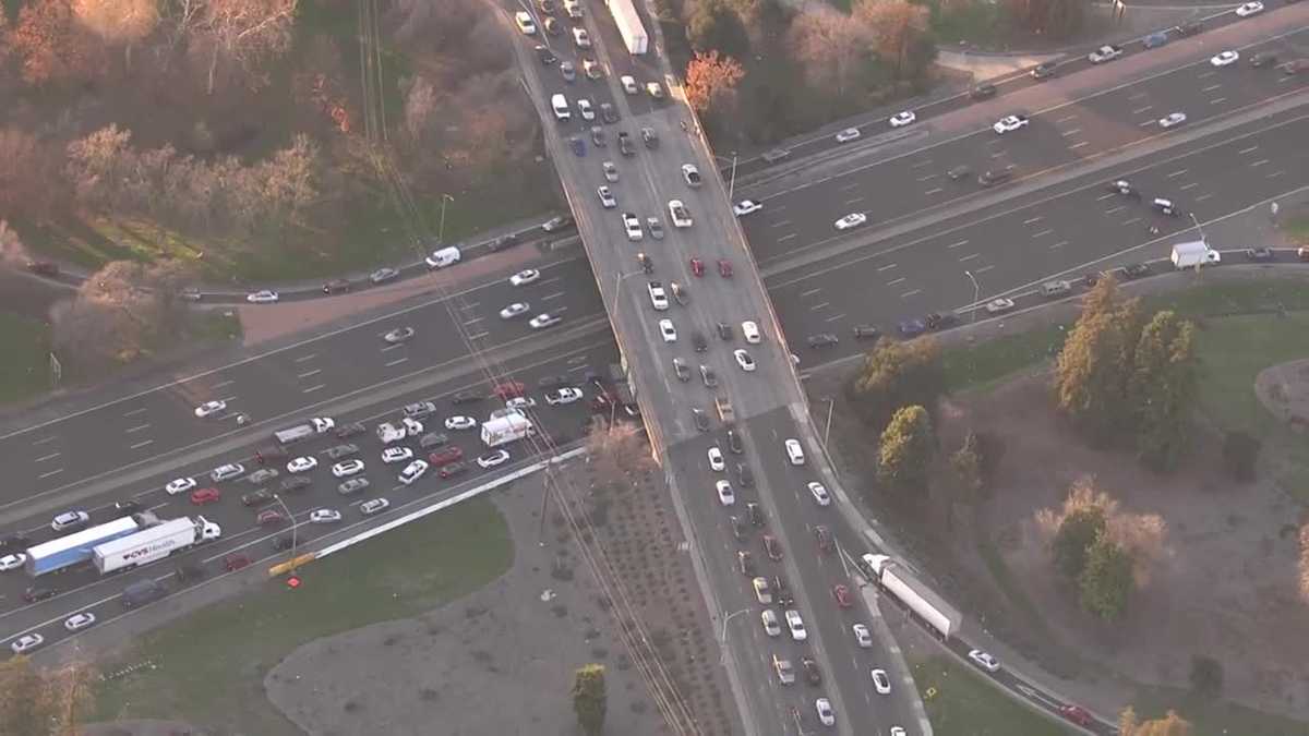 Shooting Investigation Shuts Down Highway 99 In Sacramento