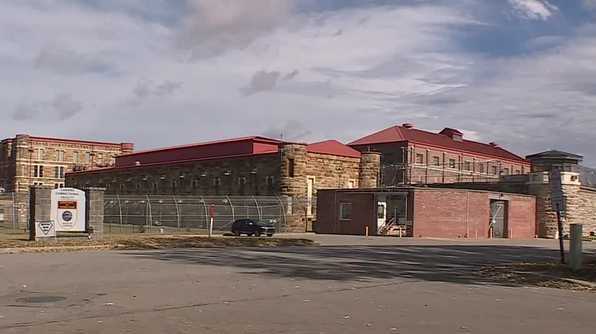 58-year-old inmate dies at Lansing Correctional Facility - Vimarsana News