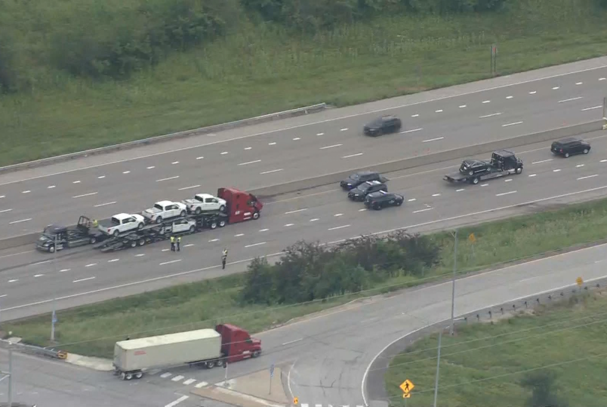 I435 closed in all directions at Bannister Road after crash