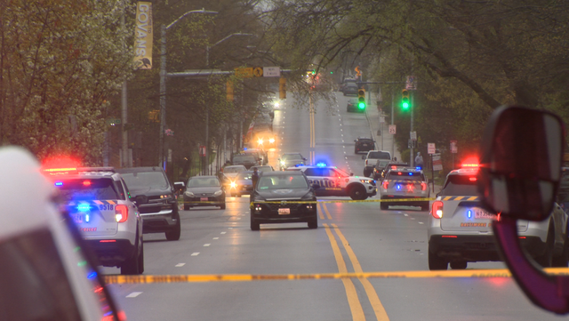 76-year-old man found shot amid crash in Baltimore - Vimarsana News
