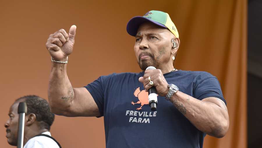 At 80, singer Aaron Neville is still telling it like it is: 'I