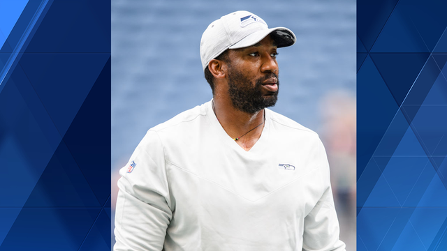 Aaron Curry named Pittsburgh Steelers linebackers coach - Vimarsana News
