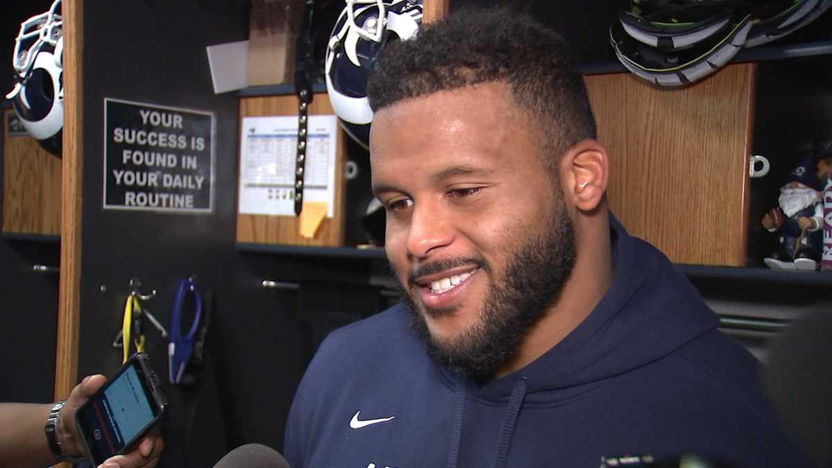 Rams' Aaron Donald makes historic contribution to alma mater Pittsburgh -  Los Angeles Times