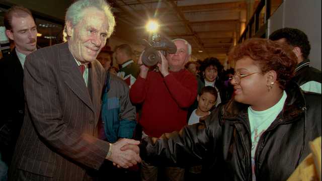 Aaron Feuerstein, generous Malden Mills owner, dies at age 95 - Vimarsana News