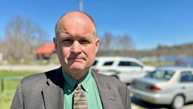 Deputy running for sheriff defends actions before Lewiston shooting - Vimarsana News