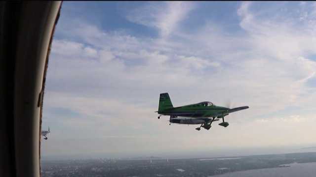 Pilots do formation over Lee County to honor their friend - Vimarsana News