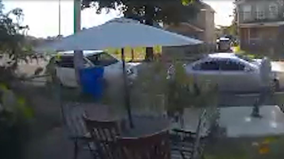 Security Camera Grabbing Ohio home security camera catches stranger grabbing 6-year-old