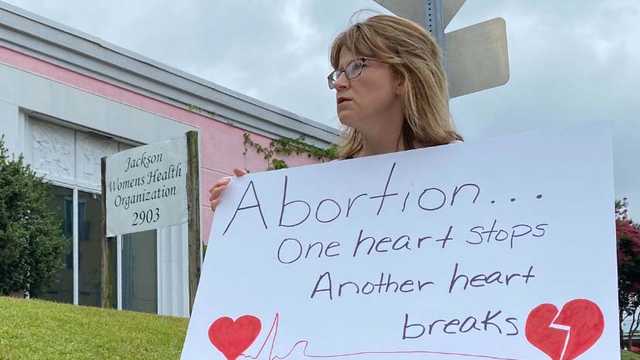 Mississippi's only abortion clinic files lawsuit - Vimarsana News